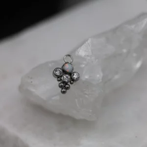 4-Cluster Charm - Opal
